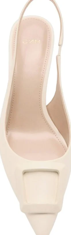 Patent heeled shoes