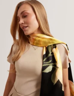 PAULAY Printed Wide Scarf
