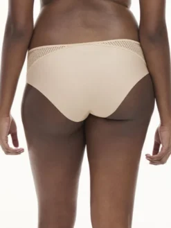 Play Covering Shorty