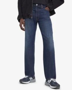 555� Relaxed Straight Jeans