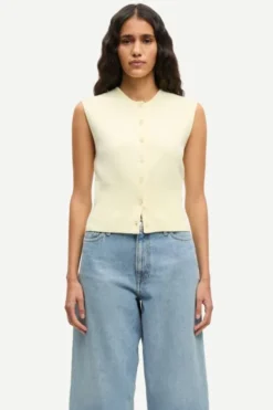 Saanne top 15825