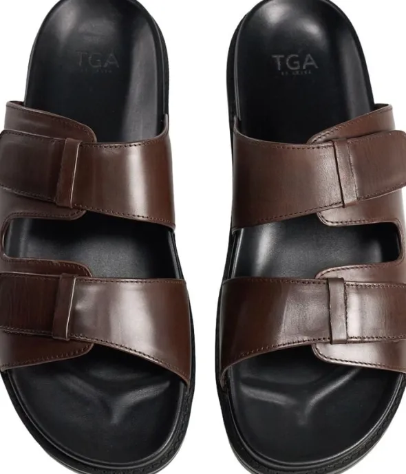 Sandal