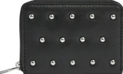 Selmambg Wallet, Studs