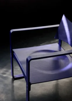 Series 270 F Armchair