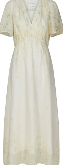 Serna Gardenia Dress