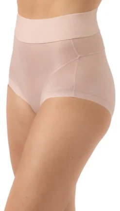 Sheer T. Curve Enhancing Brief -4W2021