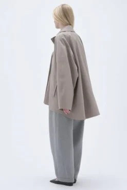 Short Wide Jacket