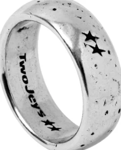 Signature Ring
