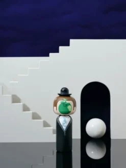 Sketch.inc. - Kokeshi |René Magritte, 16,8 cm 1:1