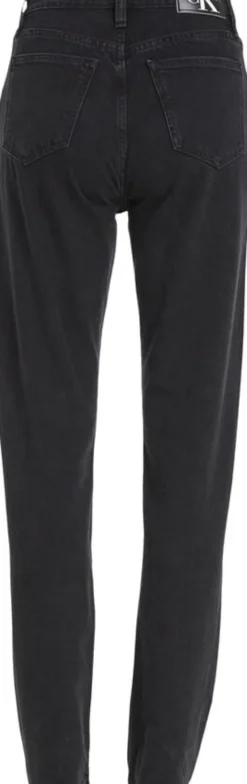 Slim straight jeans