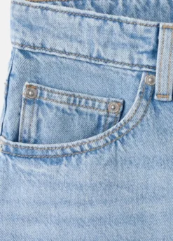 Straight low-rise denim Bermuda sho