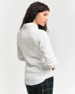 STRETCH COTTON CABLE C-NECK
