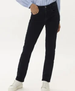 STYLE. CAROLA