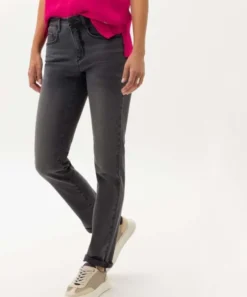 STYLE. MARY