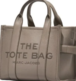 THE MEDIUM TOTE