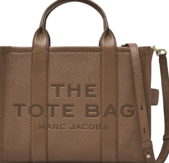 THE MEDIUM TOTE