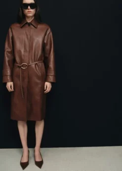 Thin belt with maxi-buckle