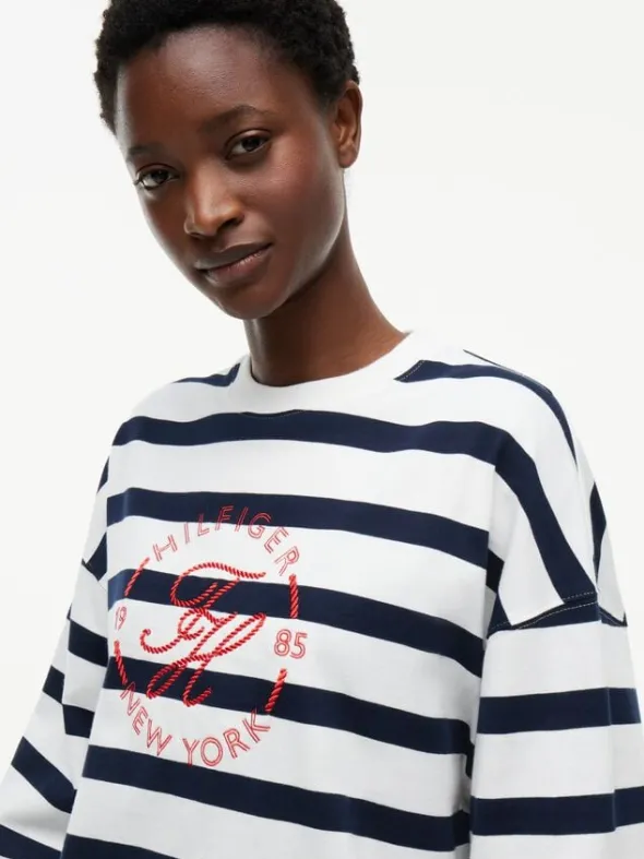 TH ROUNDAL C-NK RLX LONGSLEEVE