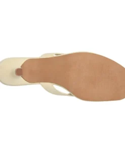 Tracie