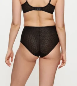 Triumph Signature Sheer Maxi EX