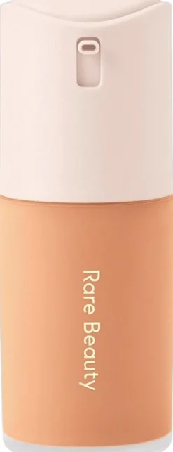 True To Myself - Naturligt matt foundation med lång hållbarhet
