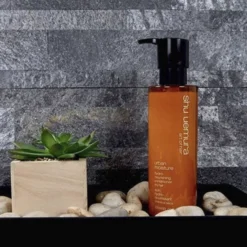 Urban Moisture Conditioner