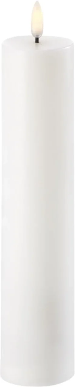 UYUNI Lighting - LED Pillar Candle - Nordic White - 4,8 x 22 cm