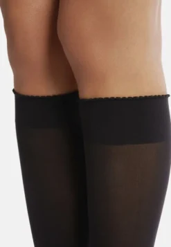 Velvet de Luxe 50 Knee-Highs