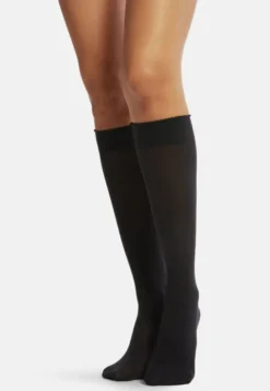 Velvet de Luxe 50 Knee-Highs