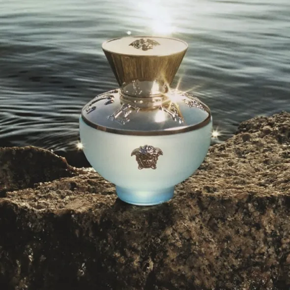VERSACE Dylan Turquoise Eau de Toilette