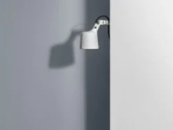 Vipp524 Vägglampa