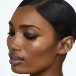 Voyeur Waterproof Gel Eyeliner - Eyeliner Waterproof