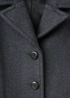 Wool-blend coat with button fasteni
