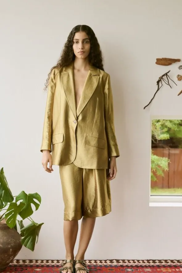Woven gold shorts - Feliza