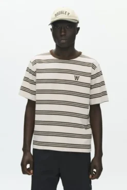 WWEaston tee 25381
