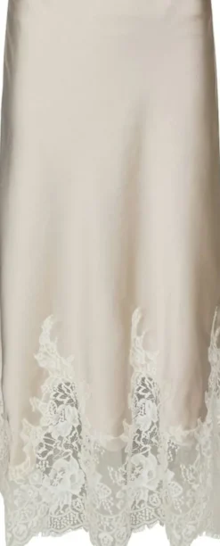 Yelina Heavy Sateen Skirt